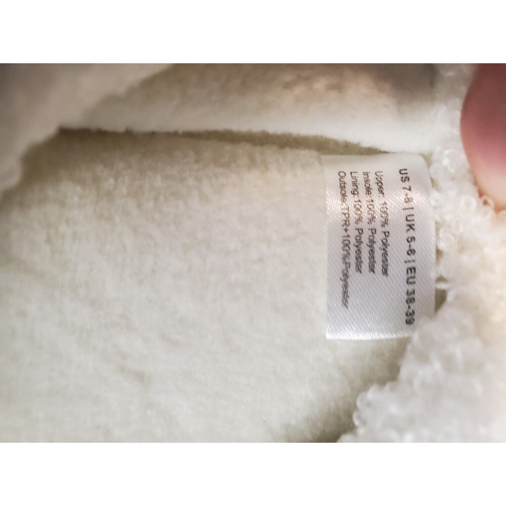 HOMETOP Unisex Slippers US 7-8 White Fuzzy Plush Slip On Cozy House Shoes - Picture 3 of 5